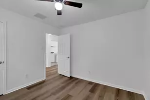 11926 Jelicoe Dr, Houston, TX 77047 - Photo 14
