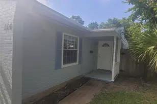114 Dolphin Ave, Galveston, TX 77550 - Photo 2