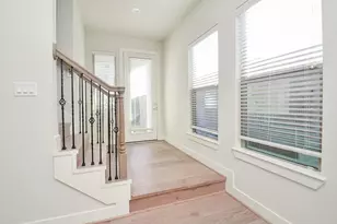 1103 Fuschia Rd, Houston, TX 77055 - Photo 4