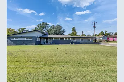 2011 Durrain Ferry Road, Baytown, TX 77520 - Photo 2