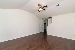 9723 Cira Court, Houston, TX 77044 - Photo 8