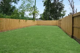 7914 Laura Koppe Rd, Houston, TX 77028 - Photo 14