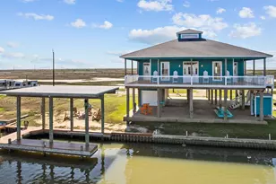 522 Dolphin, Freeport, TX 77541 - Photo 4