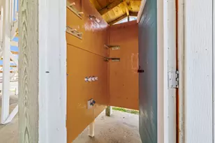 522 Dolphin, Freeport, TX 77541 - Photo 14