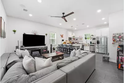 13100 Royal Springs Road NE, Conroe, TX 77303 - Photo 2