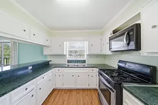 3225 N Jackson St, Santa Fe, TX 77517 - Photo 12