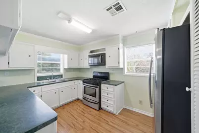 3225 N Jackson Street, Santa Fe, TX 77517 - Photo 10