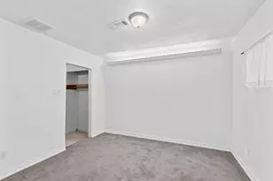 241 W Rittenhouse St, Houston, TX 77076 - Photo 14