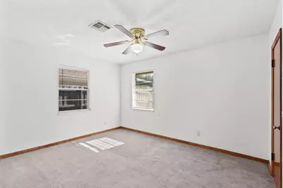 241 W Rittenhouse Street, Houston, TX 77076 - Photo 12