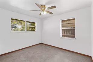 241 W Rittenhouse St, Houston, TX 77076 - Photo 10