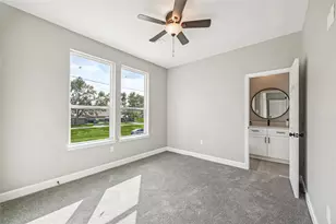 982 Randolph St, Houston, TX 77088 - Photo 18