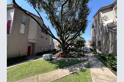 10855 Meadowglen Lane #928, Houston, TX 77042 - Photo 24