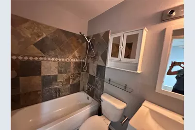 10855 Meadowglen Lane #928, Houston, TX 77042 - Photo 14