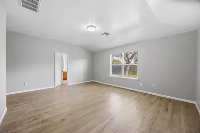 11609 Spill Creek Drive, Pearland, TX 77584 - Photo 10