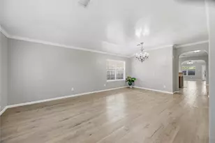 11609 Spill Creek Dr, Pearland, TX 77584 - Photo 2