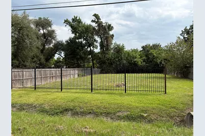 3218 Langley Road, Houston, TX 77093 - Photo 2