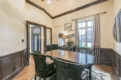 111 Oak Estates Drive, Conroe, TX 77384 - Photo 6