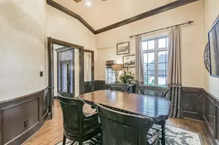 111 Oak Estates Dr, Conroe, TX 77384 - Photo 6