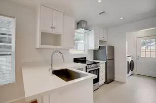 6107 N Main St, Houston, TX 77009 - Photo 6