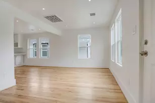 6107 N Main St, Houston, TX 77009 - Photo 4