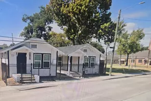 6107 N Main St, Houston, TX 77009 - Photo 2