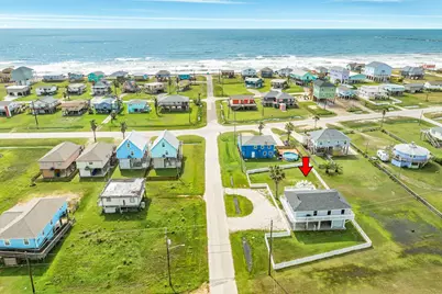 307 Angel Wing Street, Surfside Beach, TX 77541 - Photo 2