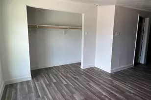 201 Eastwood St #S3, Houston, TX 77011 - Photo 8