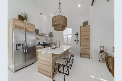 2520 Avenue M, Galveston, TX 77550 - Photo 8