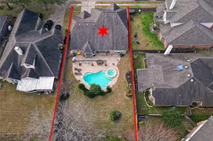 1415 Crystal Lake Cir E, Pearland, TX 77584 - Photo 48