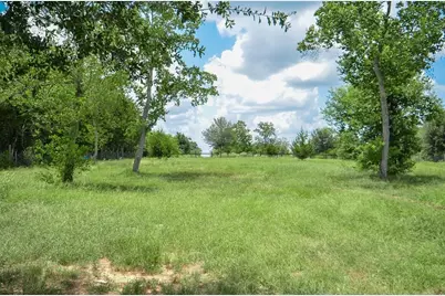 3853 College Street, Sealy, TX 77474 - Photo 12