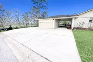 510 N Shadowbend Ave, Friendswood, TX 77546 - Photo 32