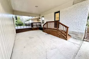 510 N Shadowbend Ave, Friendswood, TX 77546 - Photo 30