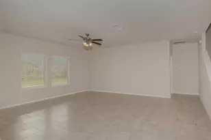 13824 Rock Island Trl, Conroe, TX 77384 - Photo 4