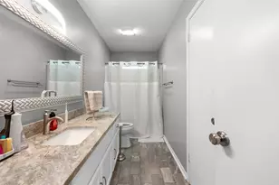 3000 Manorwood Dr, Bryan, TX 77801 - Photo 18