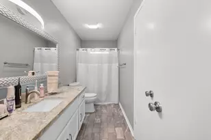 3000 Manorwood Dr, Bryan, TX 77801 - Photo 14