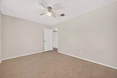 2523 Creekway Circle, Missouri City, TX 77459 - Photo 32