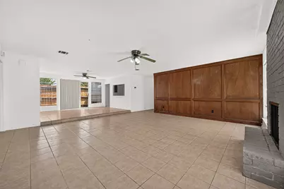 2523 Creekway Circle, Missouri City, TX 77459 - Photo 10