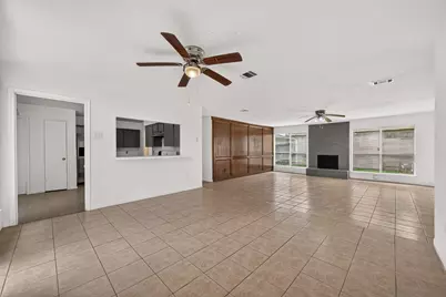 2523 Creekway Circle, Missouri City, TX 77459 - Photo 14