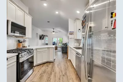 4827 Ladona Court, League City, TX 77573 - Photo 12