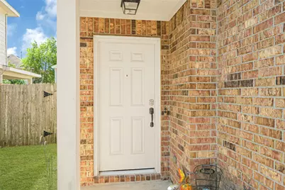 2834 Chaplin Place Drive, Humble, TX 77396 - Photo 2