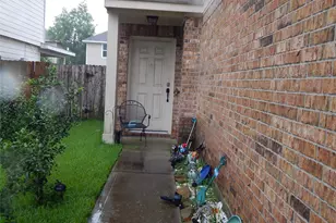 2834 Chaplin Pl Dr, Humble, TX 77396 - Photo 2