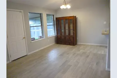 2822 Mesquite Drive, Sugar Land, TX 77479 - Photo 4