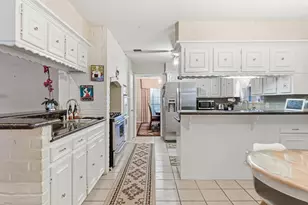 942 Brunswick Cir, Sugar Land, TX 77478 - Photo 14