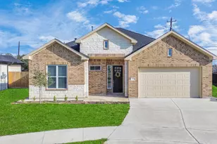 2003 Marthoman Drive, Missouri City, TX 77489 - Photo 2