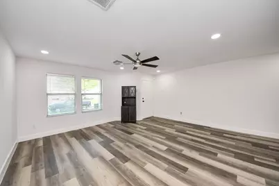 7826 Maverick Trace Lane, Cypress, TX 77433 - Photo 14