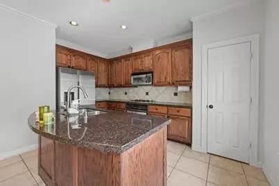 4327 Lake Walk Court, Sugar Land, TX 77459 - Photo 6