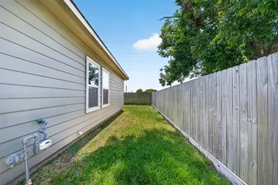 8010 Sexton Street #A, Houston, TX 77028 - Photo 26