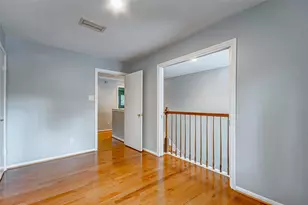 201 Vanderpool Ln, Houston, TX 77024 - Photo 28