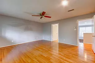 201 Vanderpool Ln, Houston, TX 77024 - Photo 20