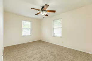 837 Pin Money St, Clute, TX 77531 - Photo 20